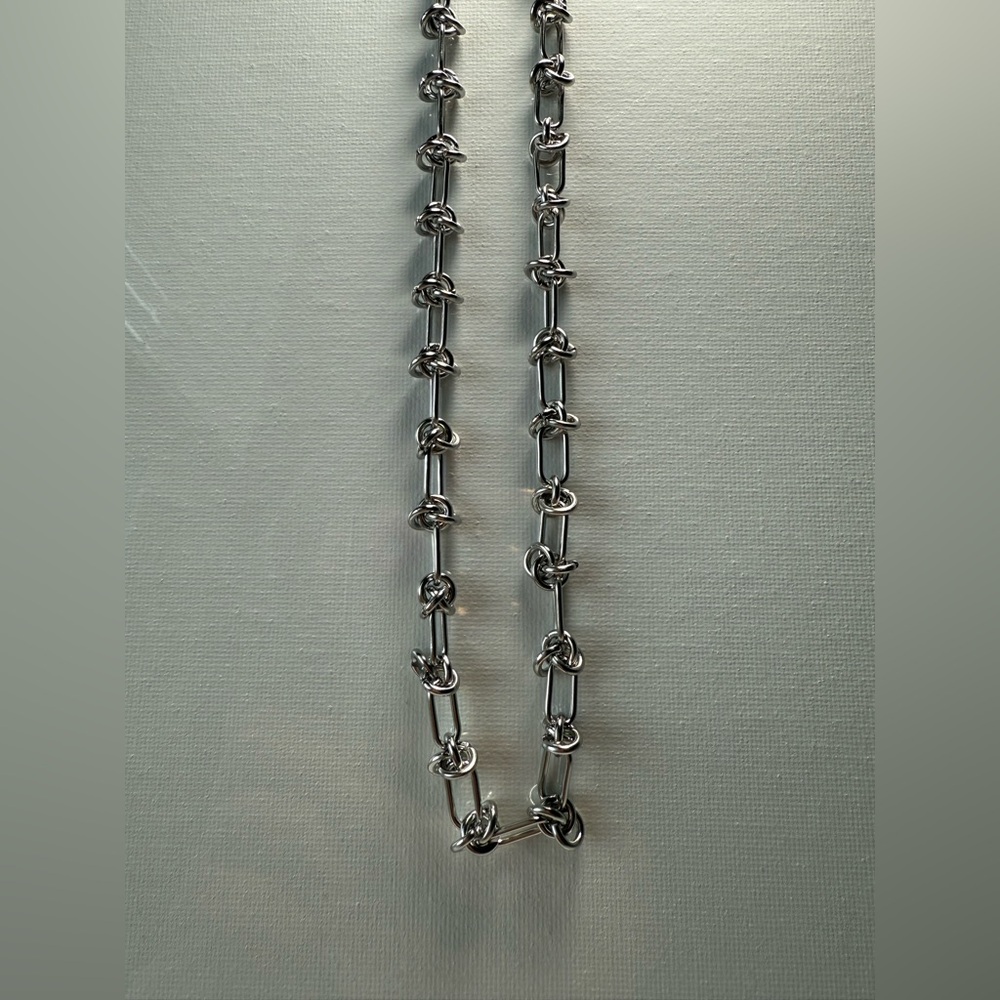 Elegant Silver Chain Necklace and Bracelet SET - Picture 12 of 13